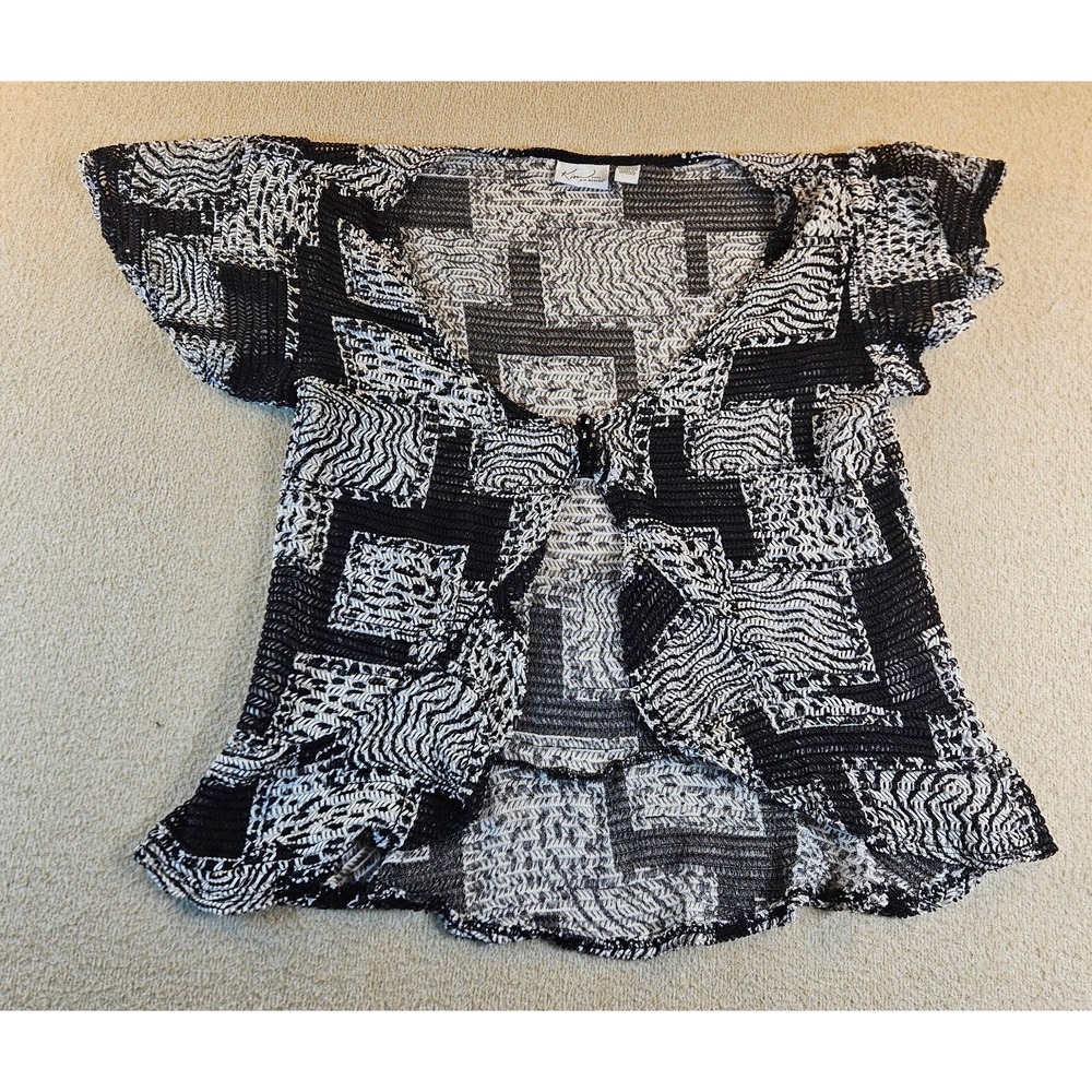 Kim Rogers Petite PM Black White Textured Knit Cardigan Short Sleeve Open Front
